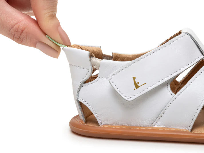Sandálias Sandy White - tip toey joey