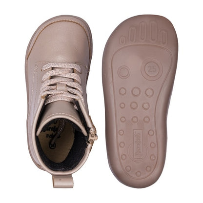 Botas de pele com cordoes Beige- Chetto