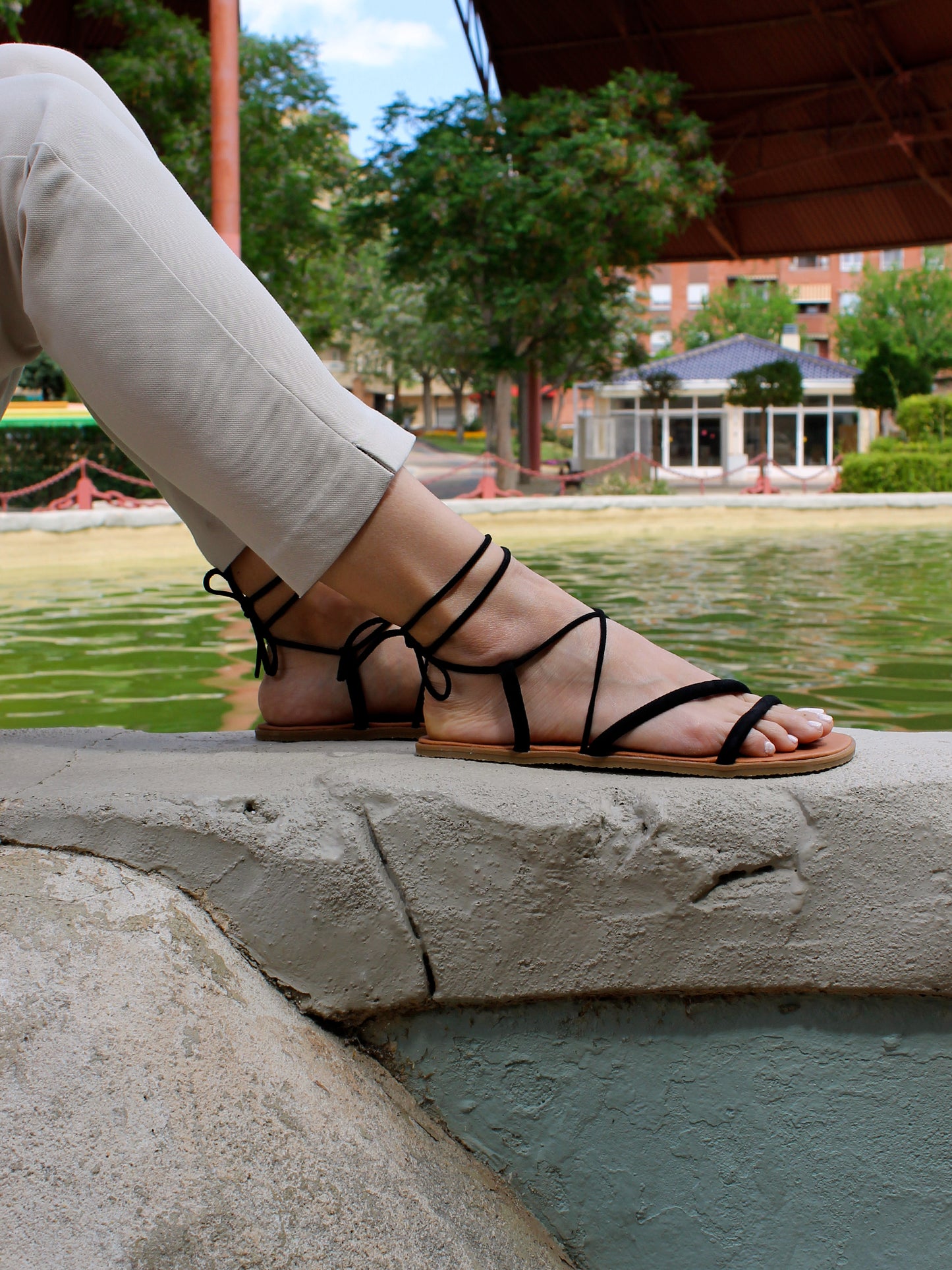 Sandalias Aitana Dark- Mum barefoot