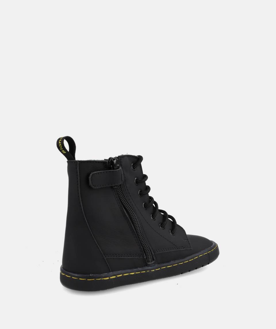 Botas Chicago Negro -Blanditos By Crio's