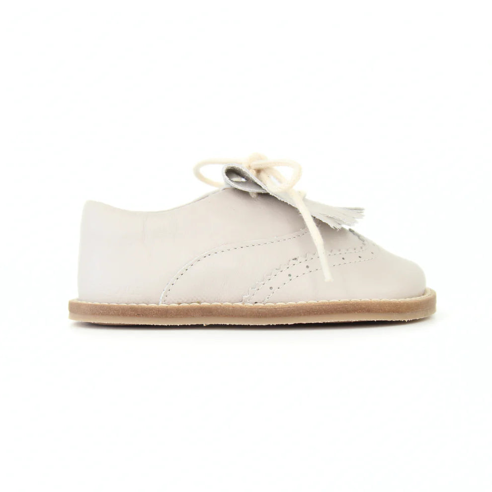SIMBA BABY BEGE - Carneira Barefoot em Pele- Barebuds