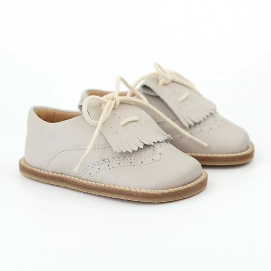 SIMBA BABY BEGE - Carneira Barefoot em Pele- Barebuds