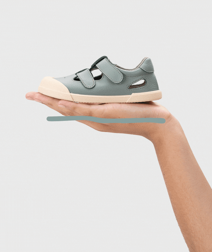 Sandália de pele Verde-Igor