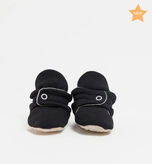 Baby Booties Fluffy Black Frosting- Zás Trás for Babies