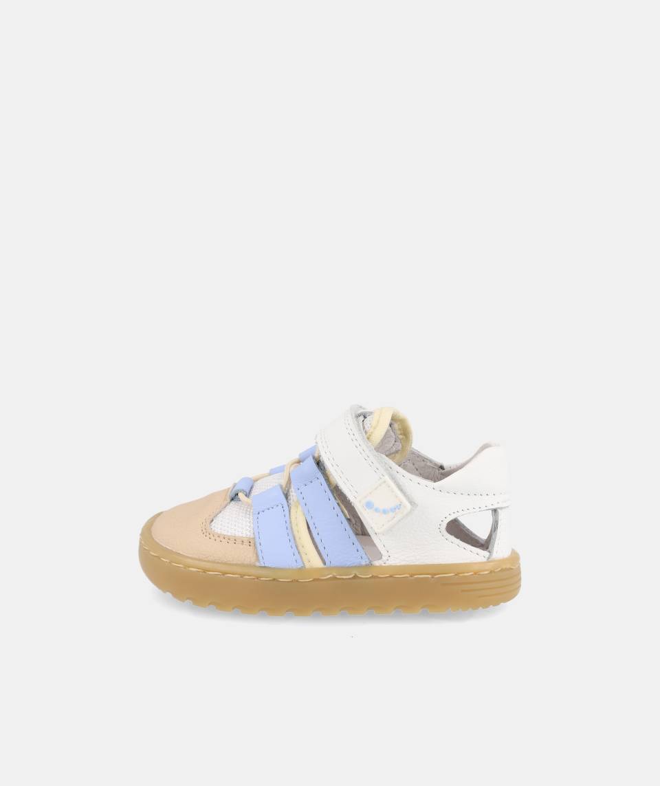 Sandálias fechadas Tahiti Branco e Azul- Blanditos by crio's
