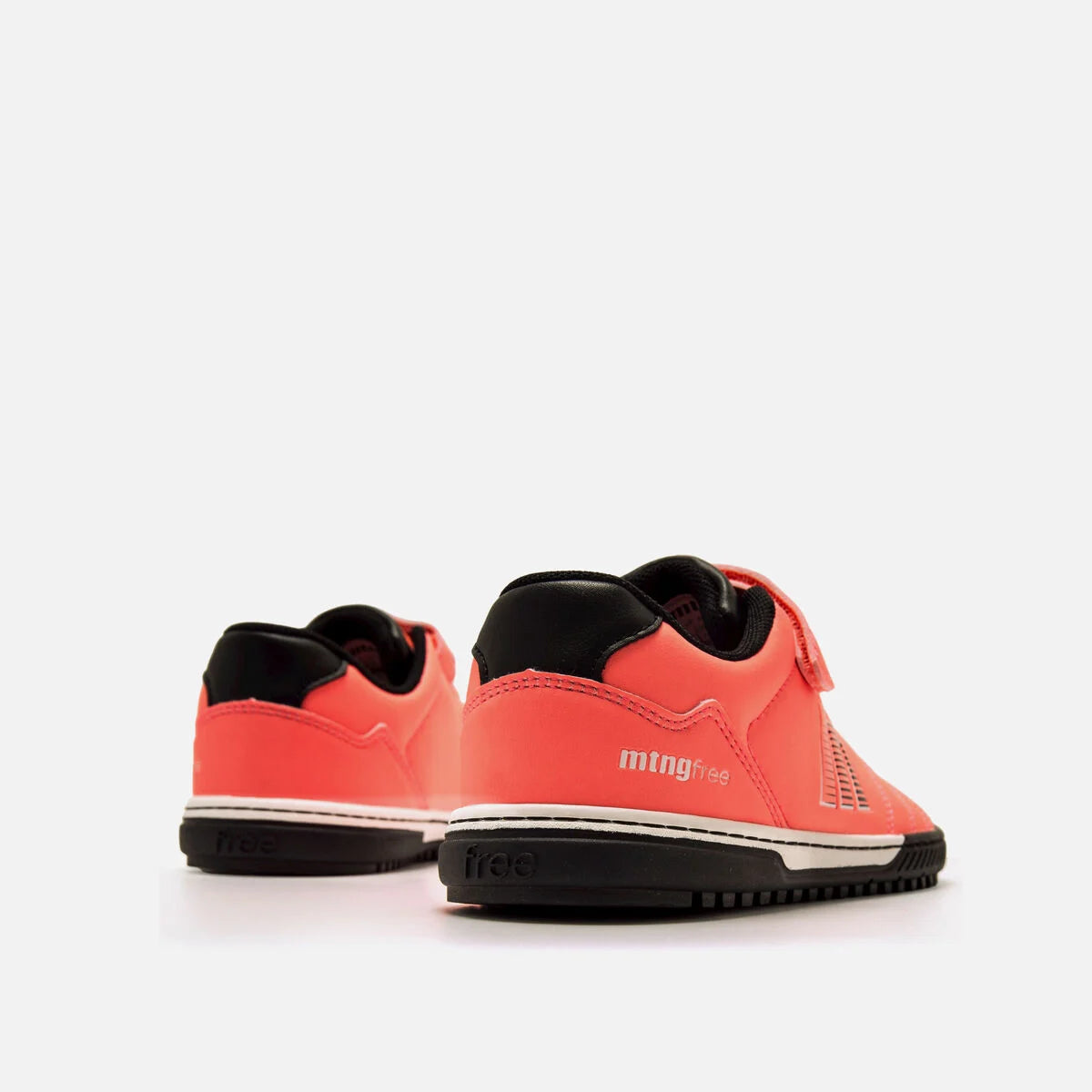 Chuteiras de Futebol Mustang Free Play-Coral