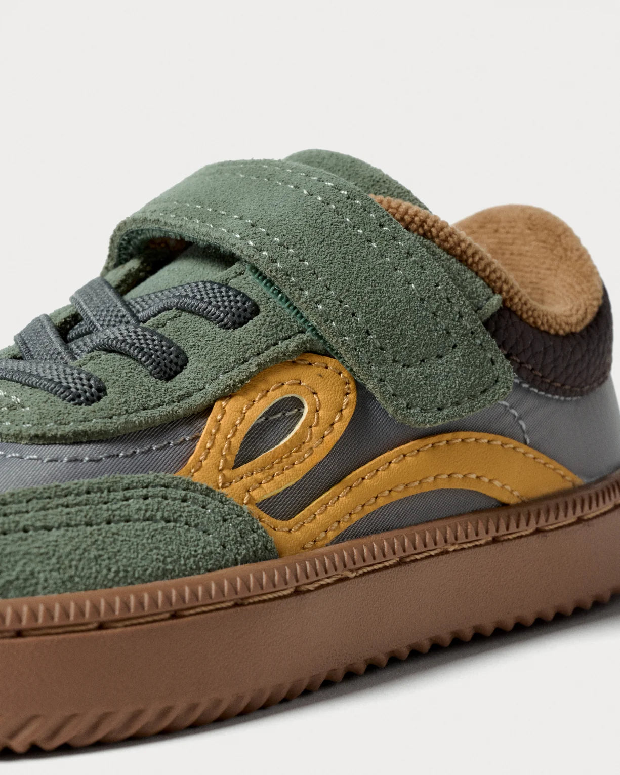 Sapatilhas Lejan One- Mineral Gray / Mustard