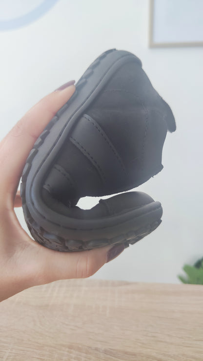 Sapatilhas Ila suede black- Koel